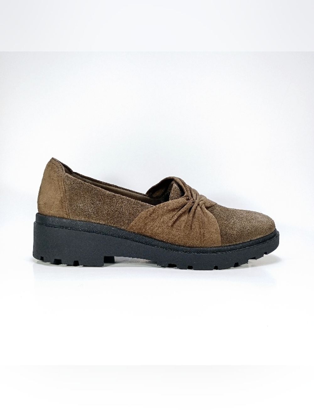 Clarks Calla Style Womens 10 Light Brown Suede Slip On Loafer